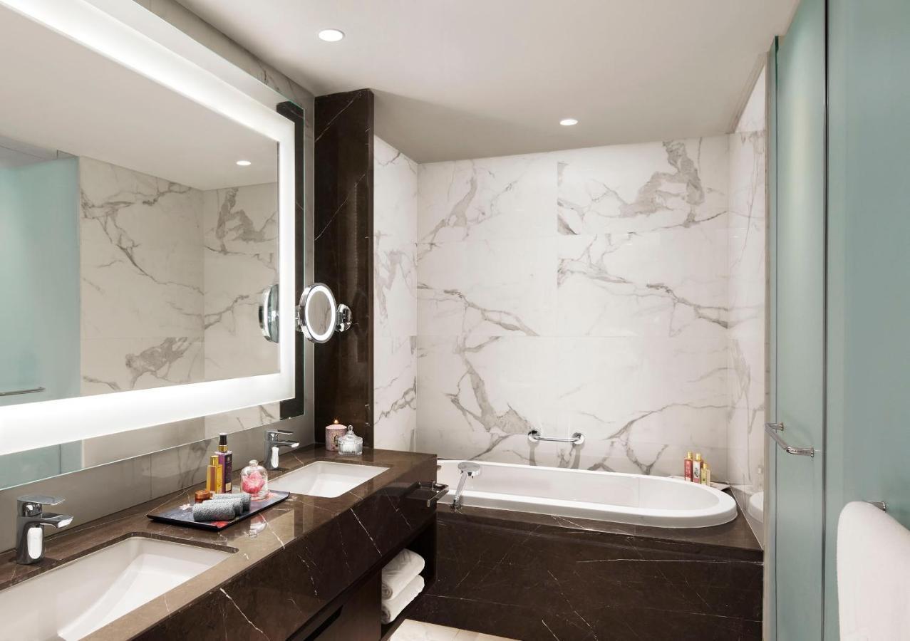 Taj Wellington Mews Chennai 호텔 외부 사진
